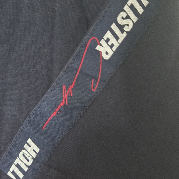 Hollister T-Shirt Sz S NWT Bold Colour Block Logo Tape Short Sleeve Streetwear - Picture 5 of 6